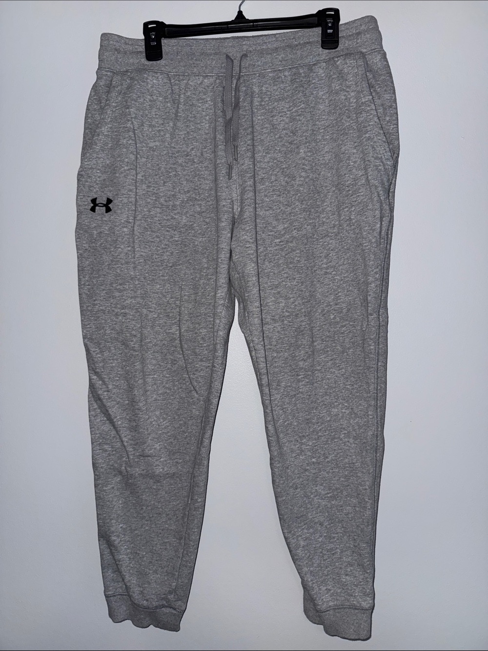 Under Armour Gray Men's Athletic Joggers with Drawstring
